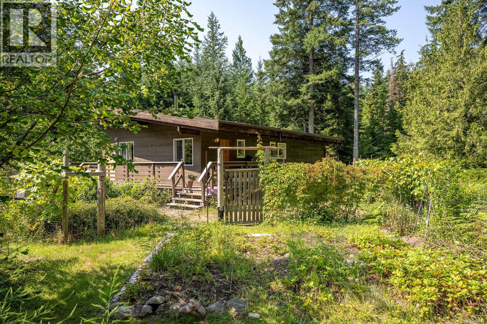927 Siskin Lane - Image 38
