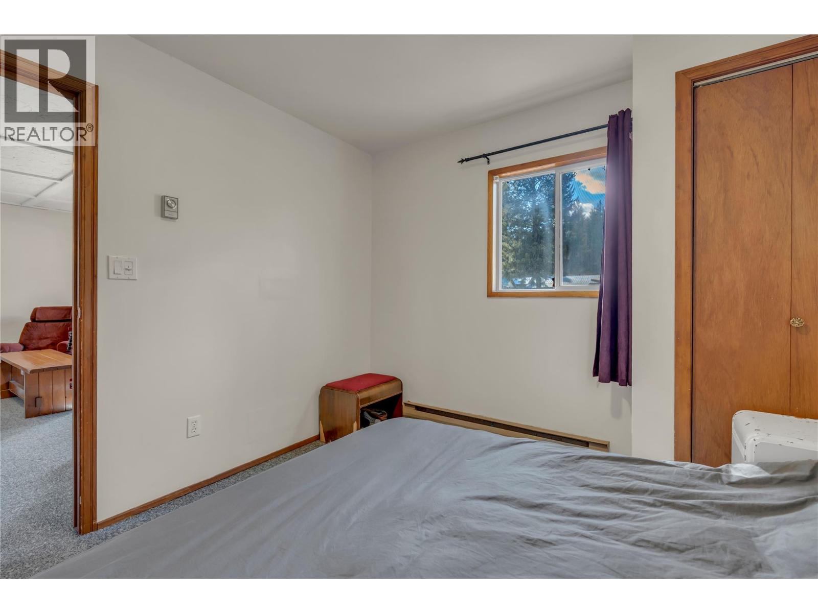 2615 Nicola Avenue - 19