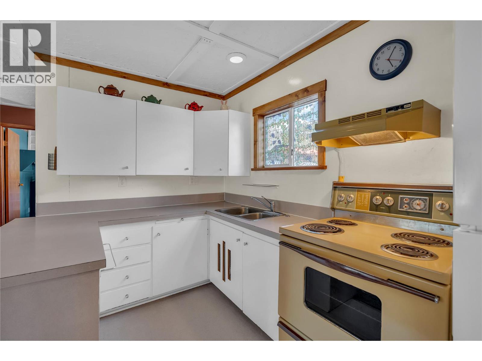 2615 Nicola Avenue - 13