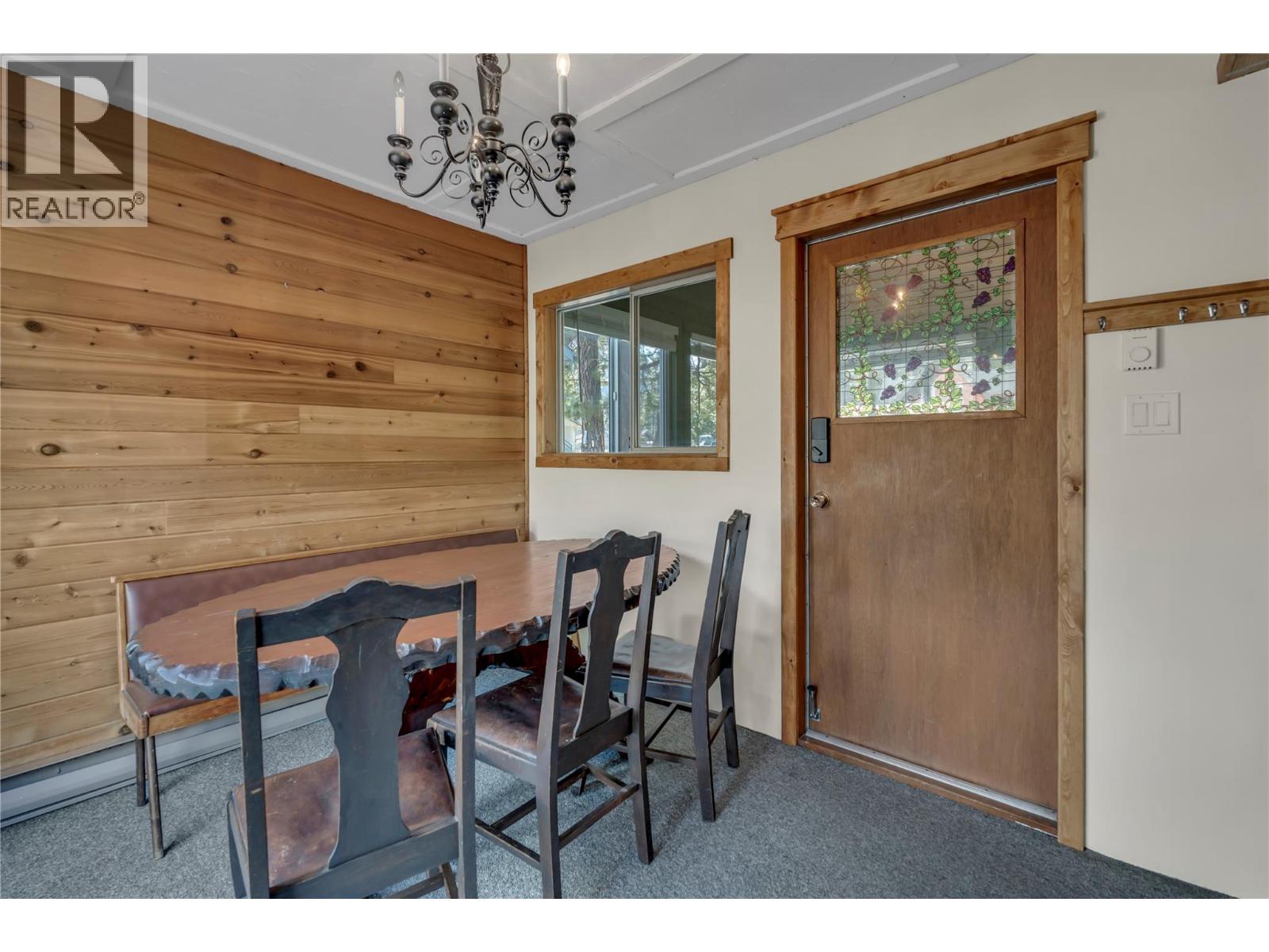 2615 Nicola Avenue - 8