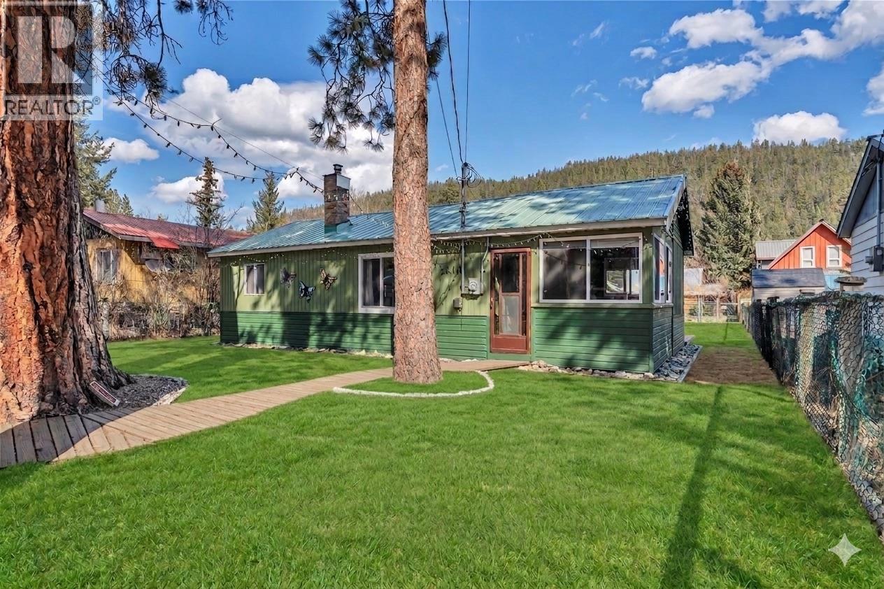 2615 Nicola Avenue - 5