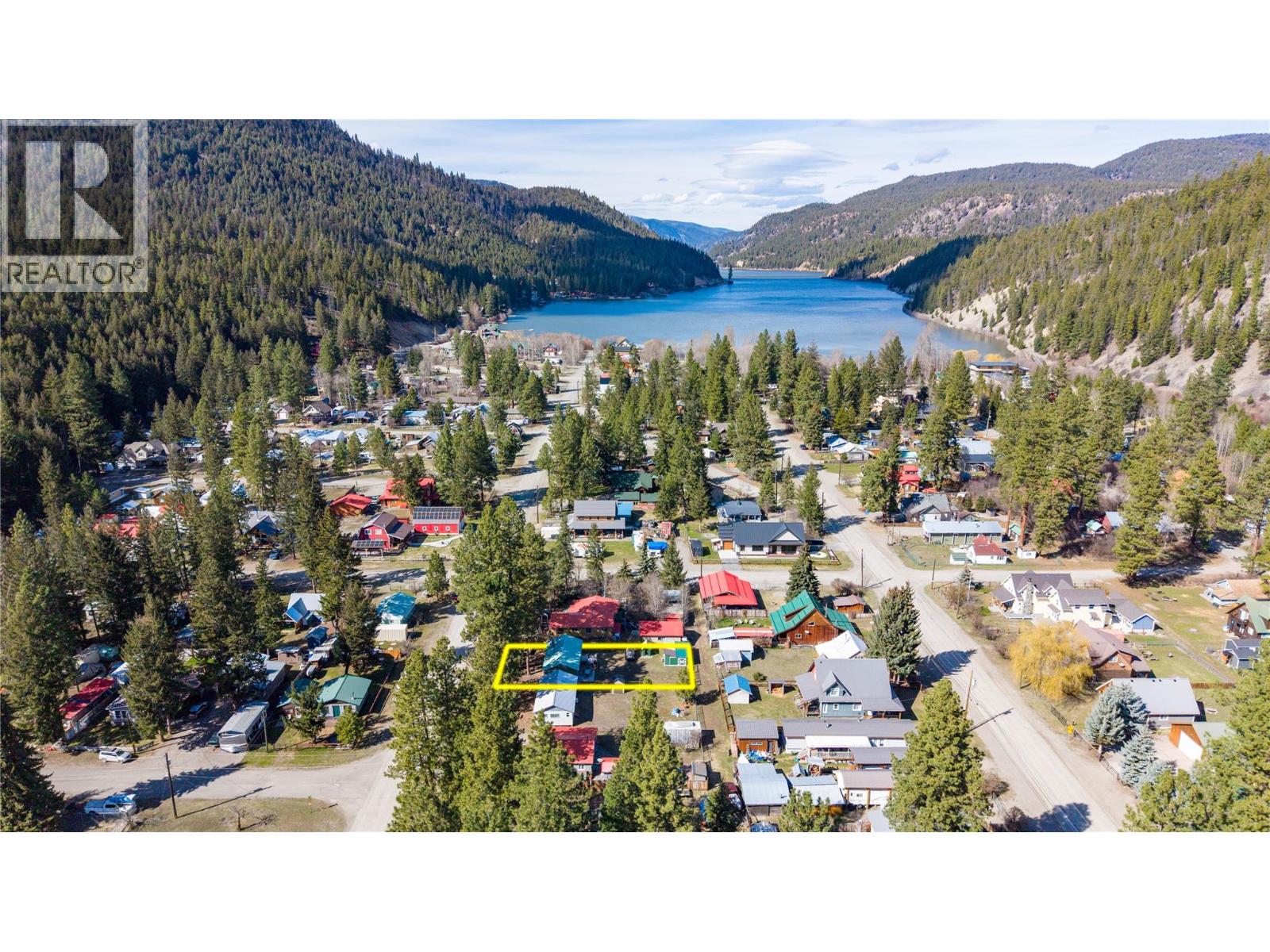 2615 Nicola Avenue - 26