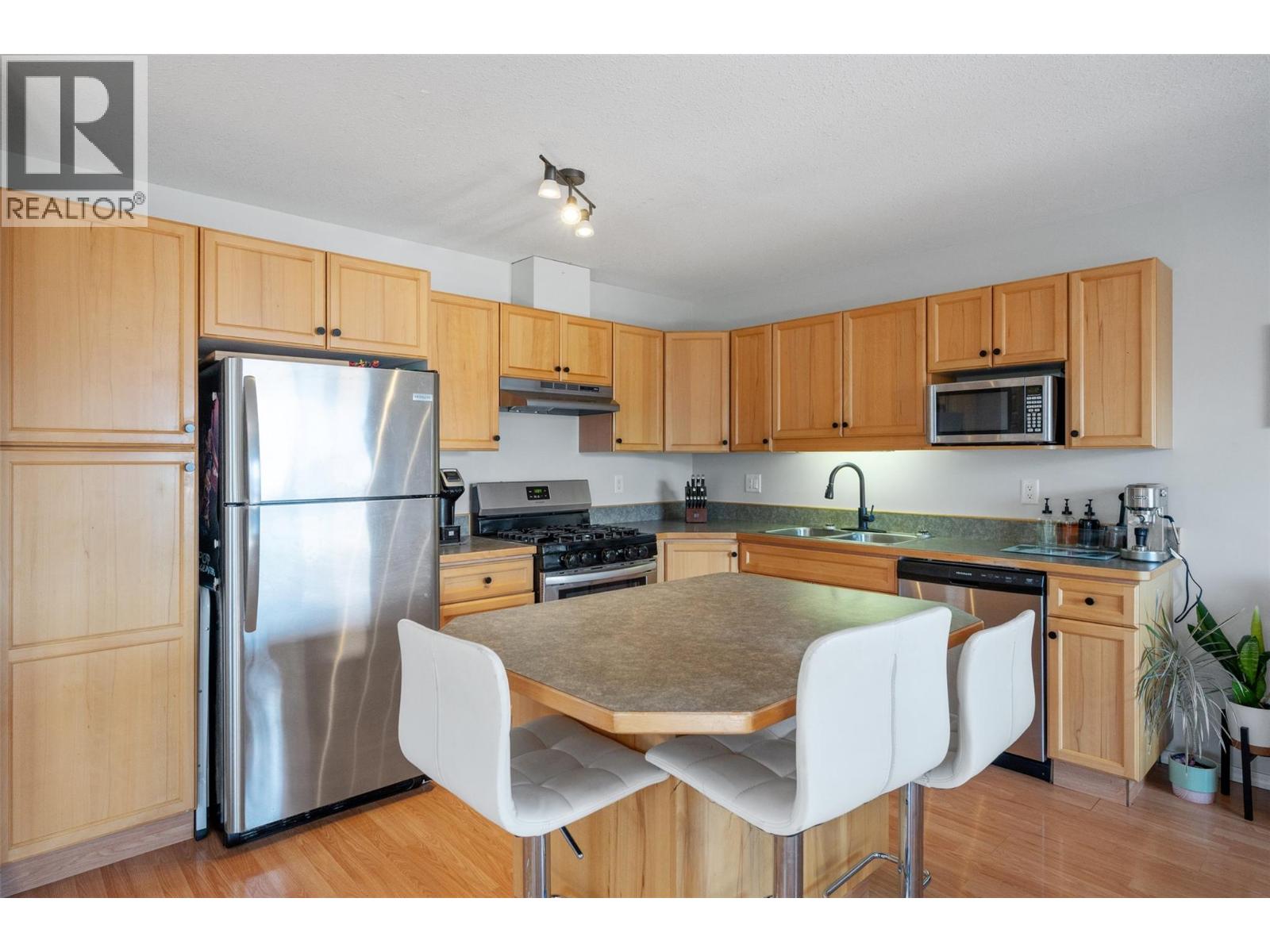 7915 Hespeler Road Unit# 26, Summerland