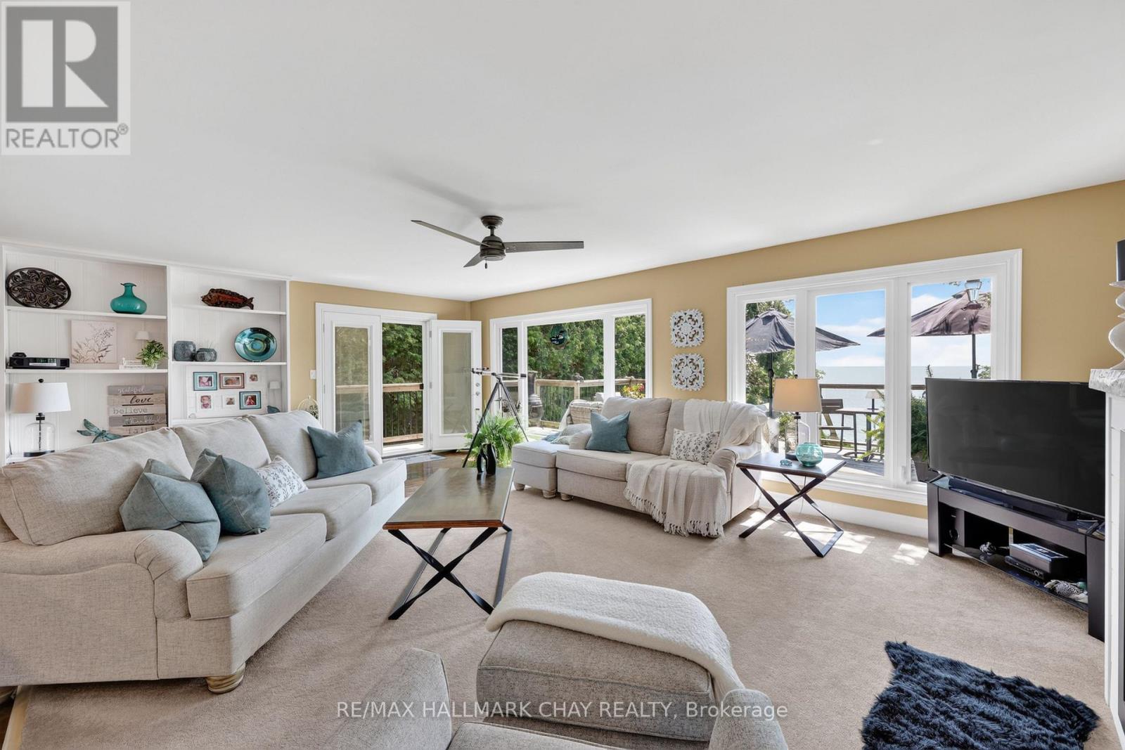 2289 LAKESHORE ROAD E - 24