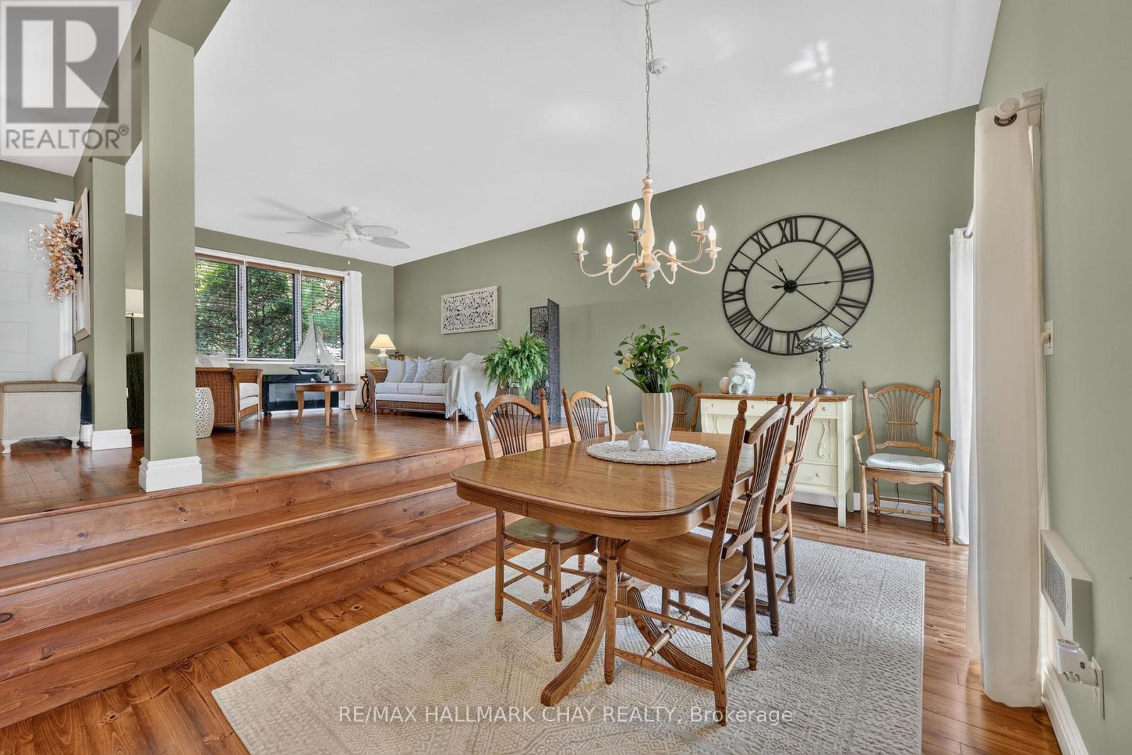 2289 LAKESHORE ROAD E - 30