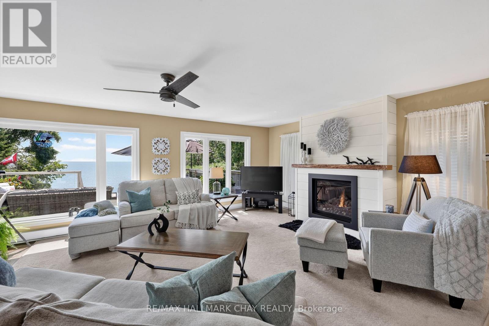 2289 LAKESHORE ROAD E - 28