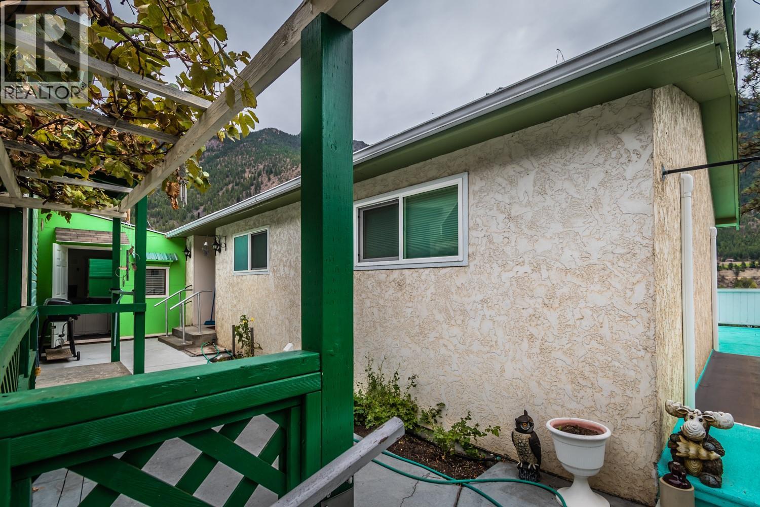 475 Davidson Crescent - 48