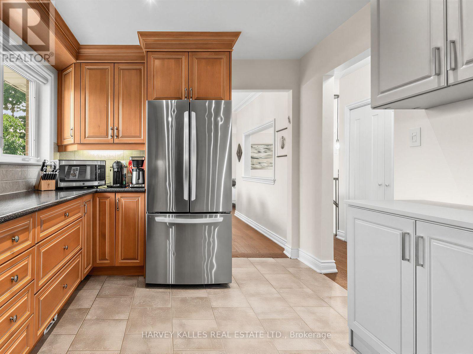 237 SEARLE AVENUE - 26