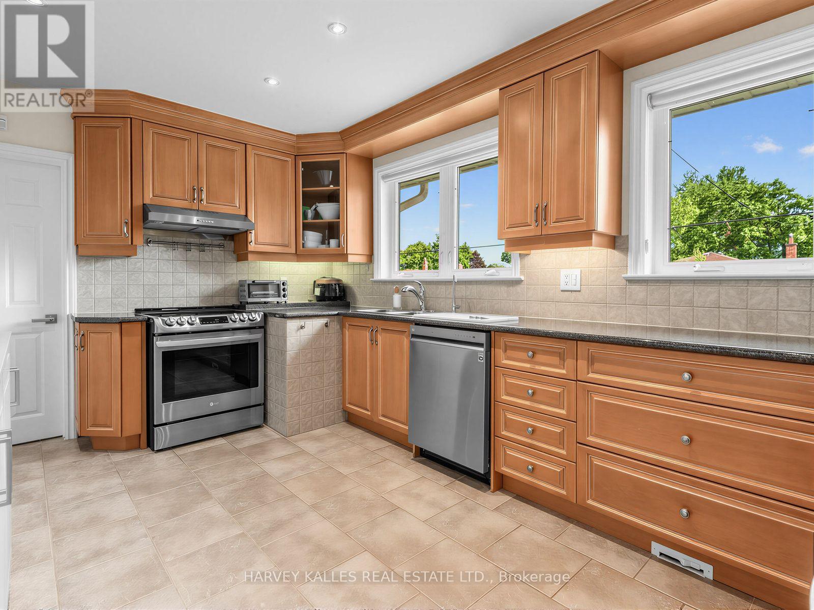 237 SEARLE AVENUE - 22