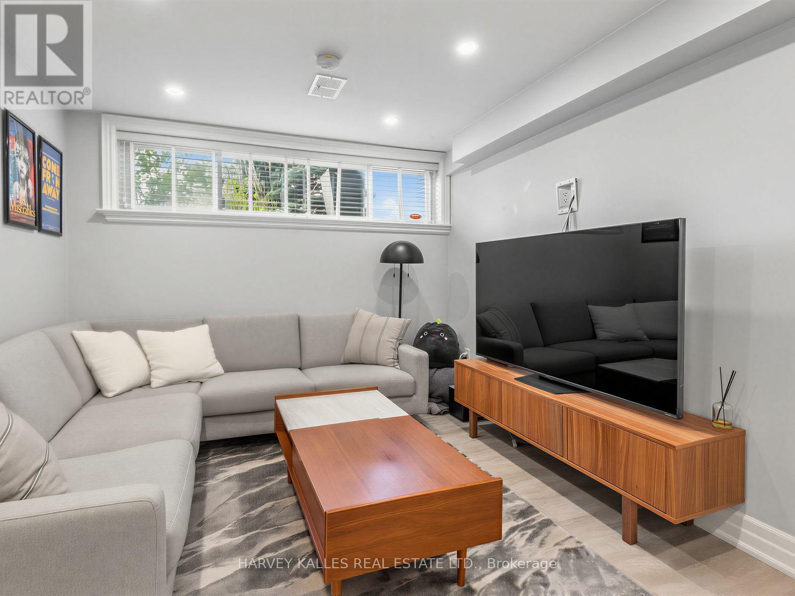 237 SEARLE AVENUE - Image 39