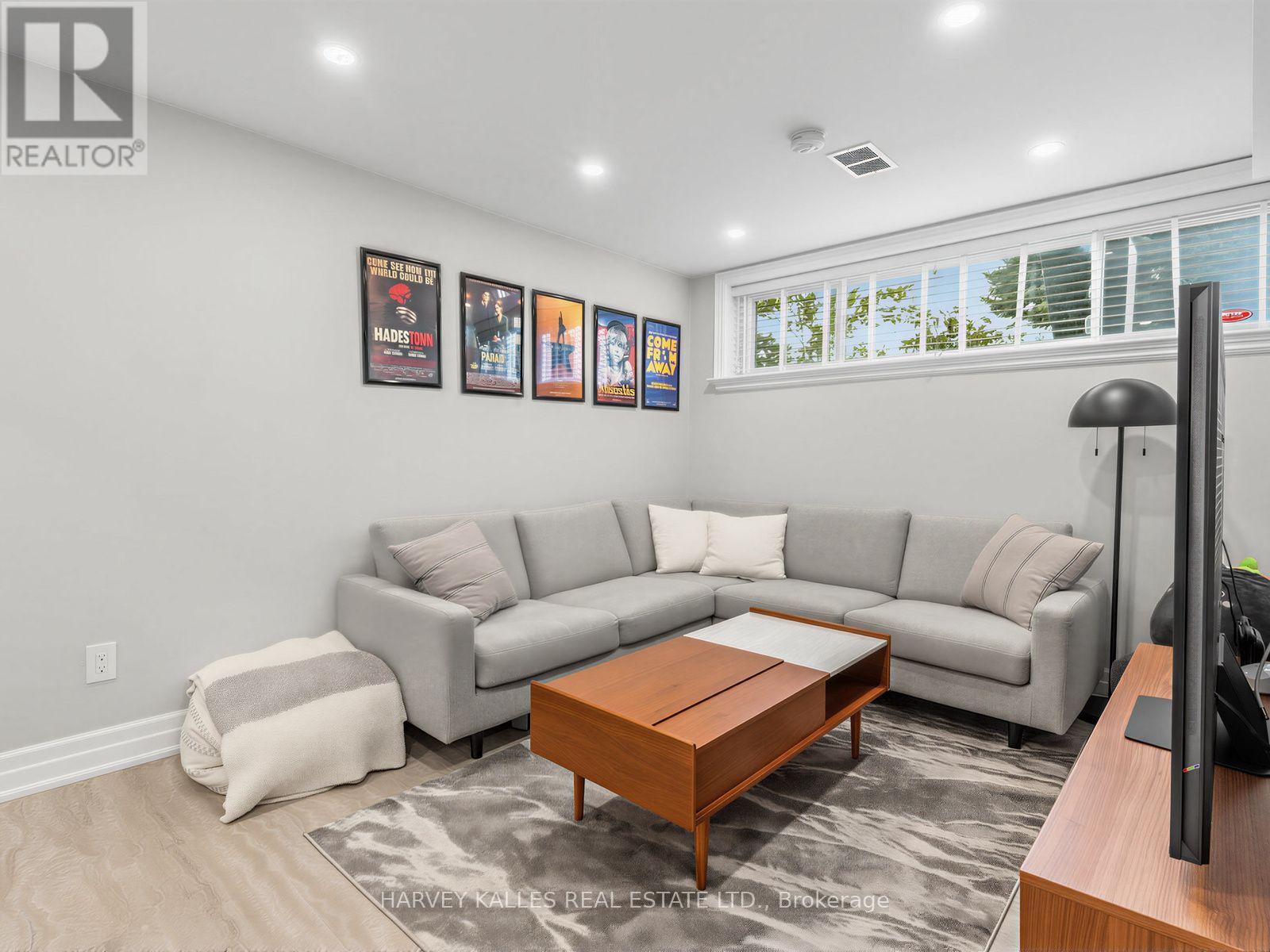 237 SEARLE AVENUE - 38