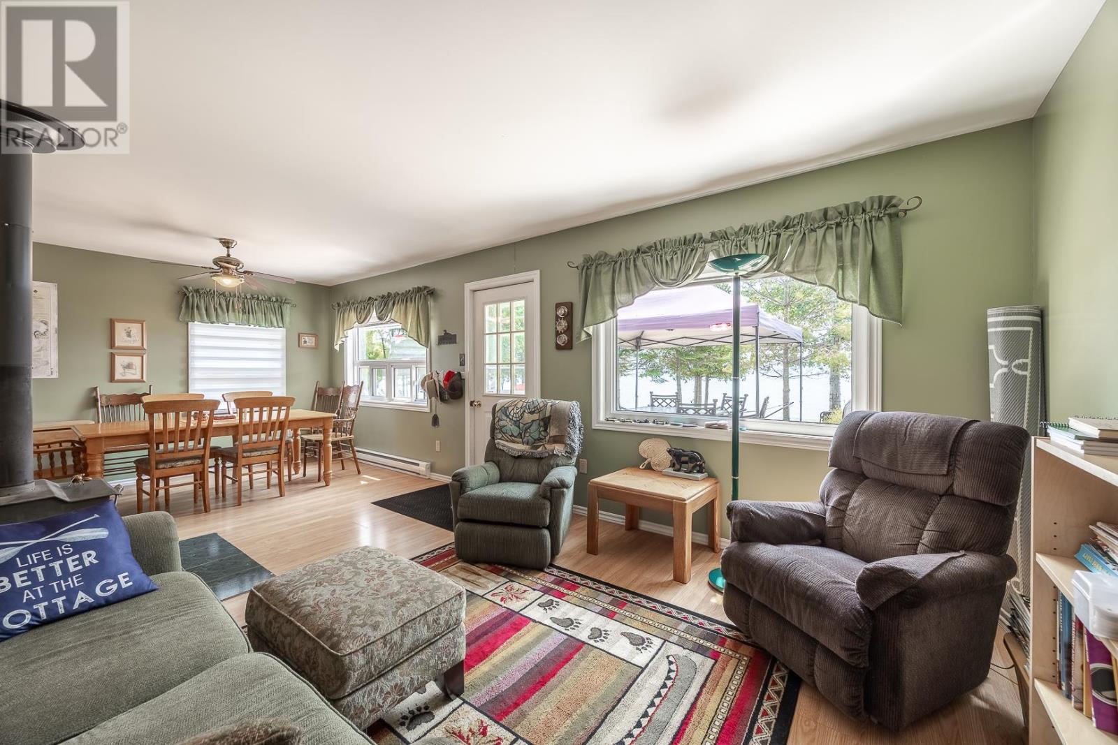 2114 Four Seasons DR - 11