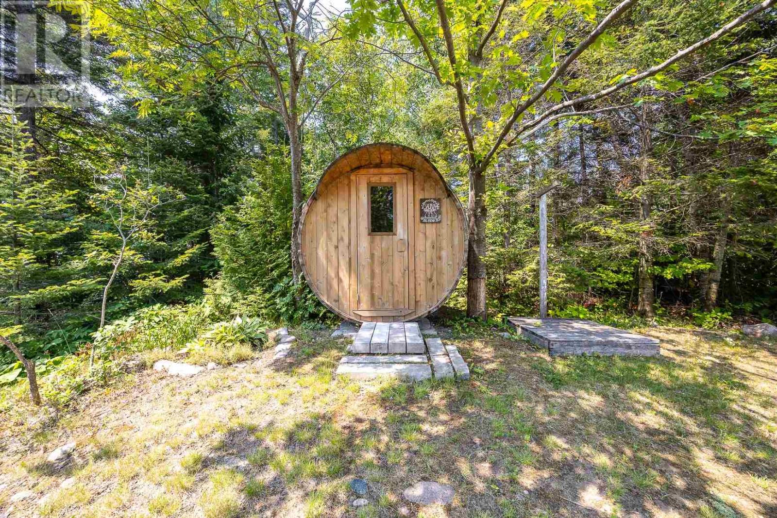 2114 Four Seasons DR - 29