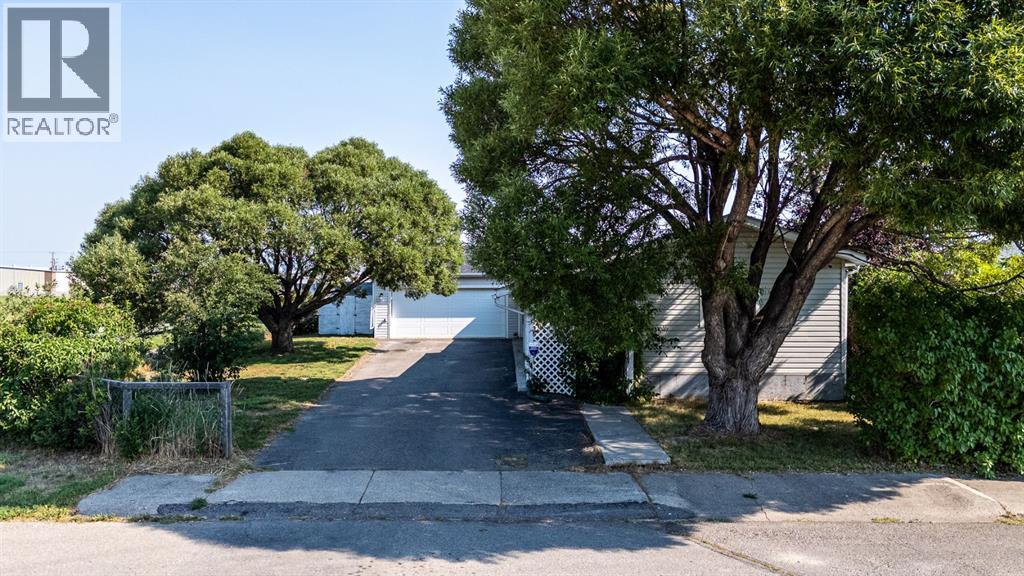 428 57 Avenue W - 2