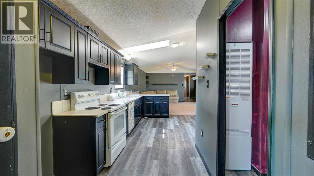 428 57 Avenue W - Image 9