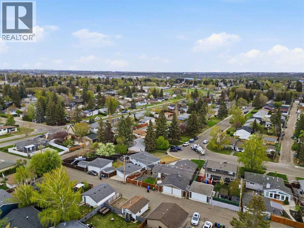 9032 Fairmount Drive SE - 39