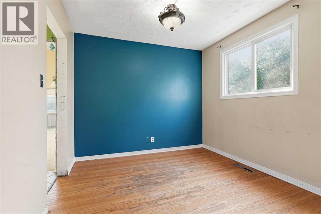 9032 Fairmount Drive SE - 8