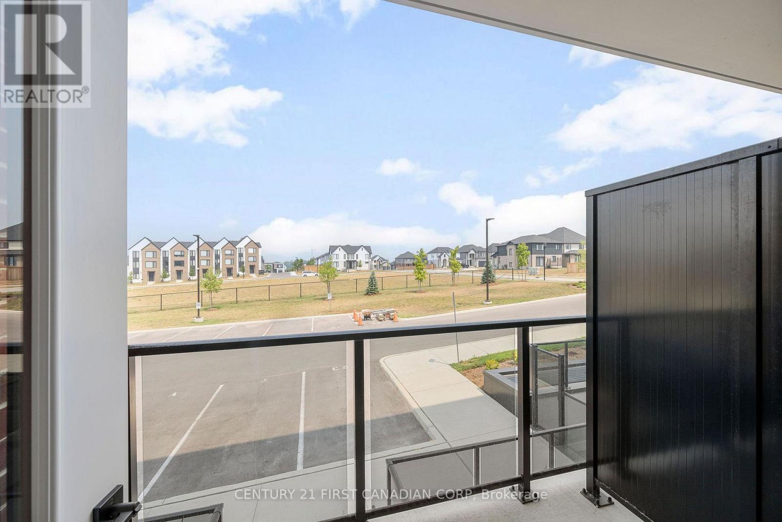 #202 1560 UPPER WEST AVENUE - 10