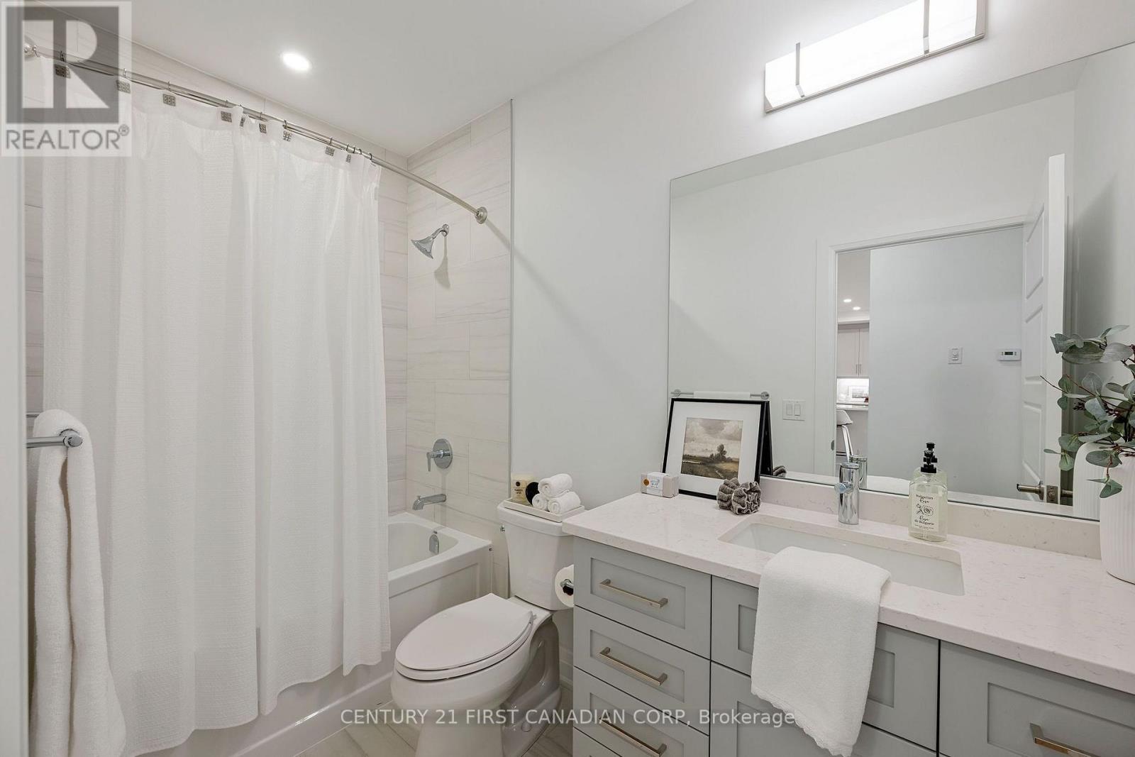 #202 1560 UPPER WEST AVENUE - 13