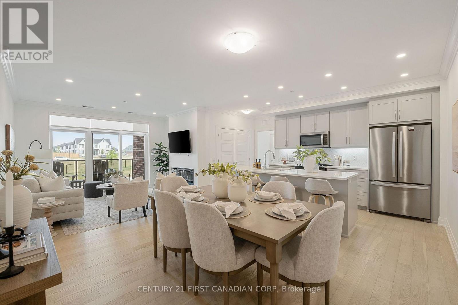 #202 1560 UPPER WEST AVENUE - 2