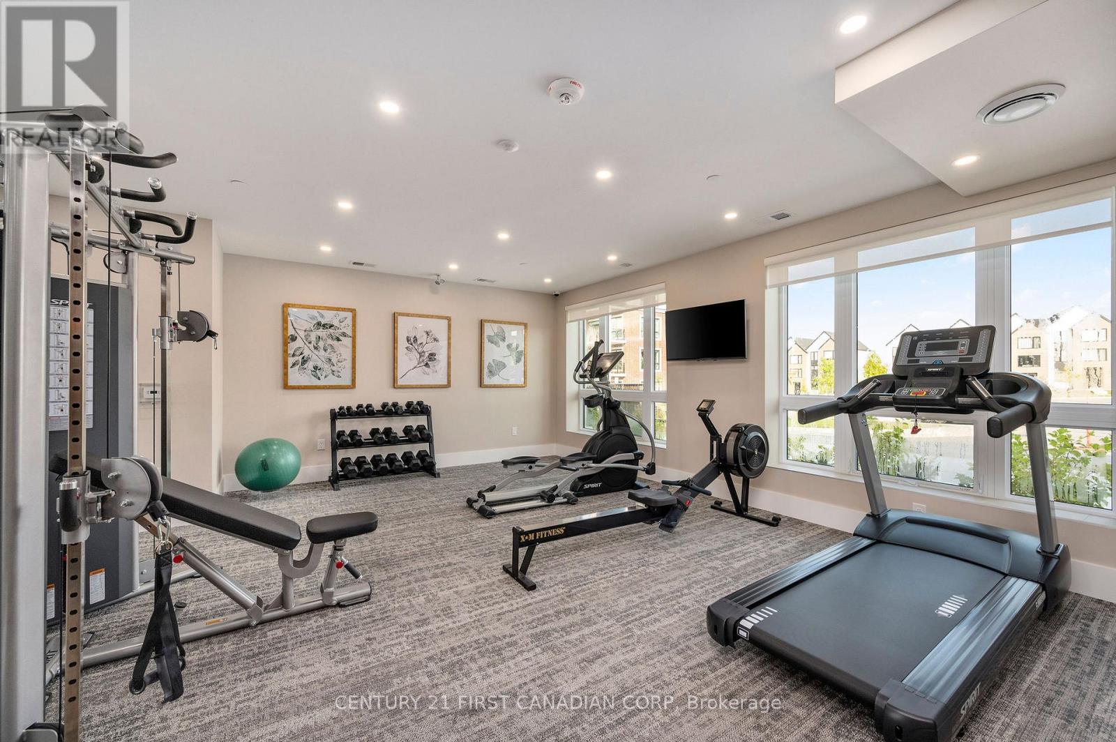 #202 1560 UPPER WEST AVENUE - 22