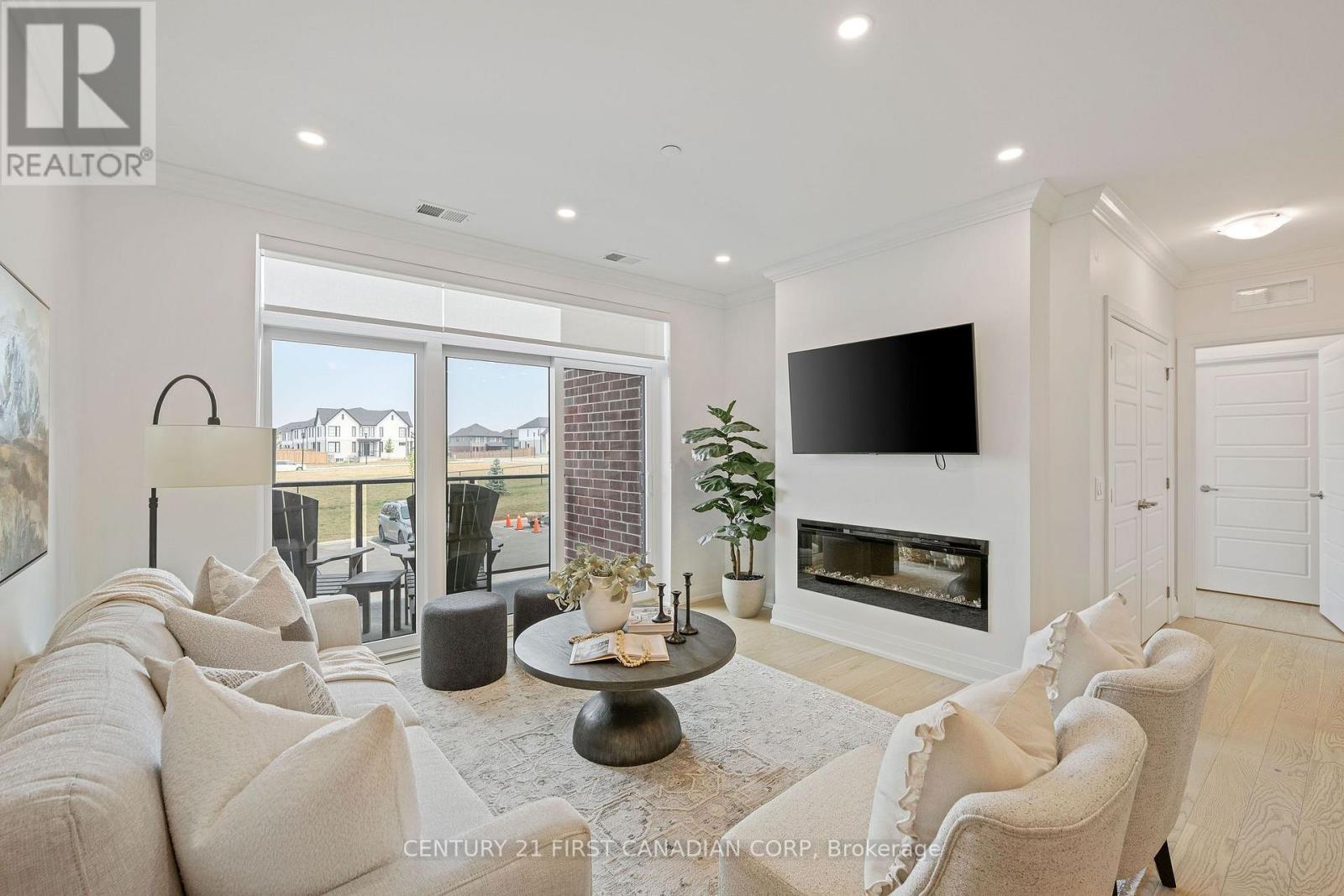 #202 1560 UPPER WEST AVENUE - 7