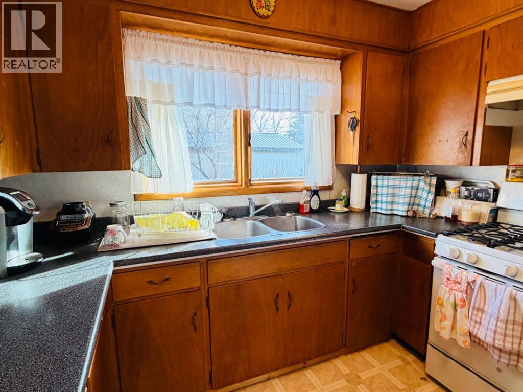 421 Retzke Street - 14