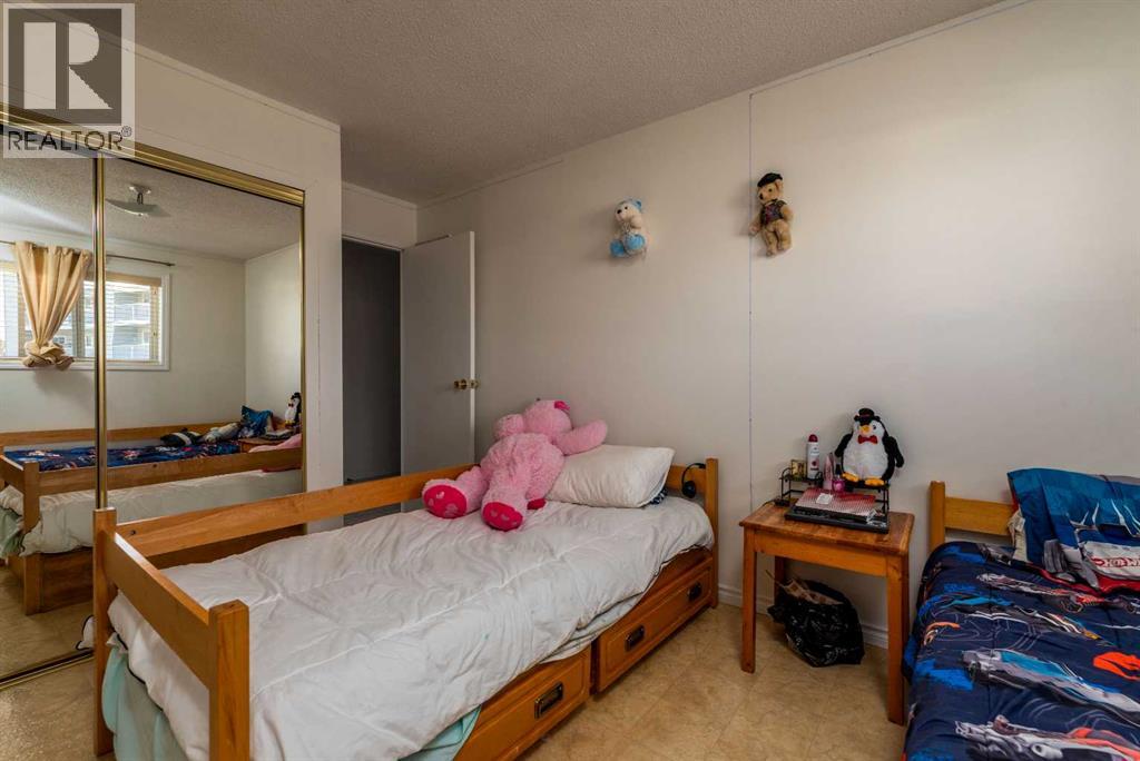 #109B 3007 57A Avenue - 10