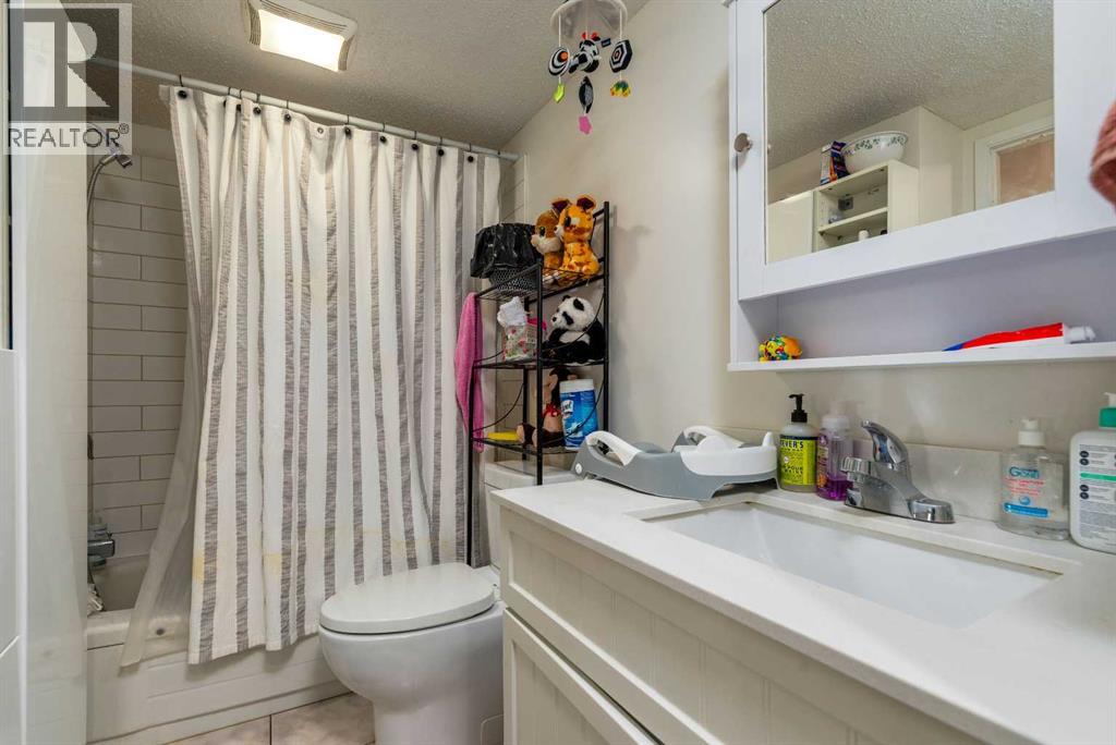 #109B 3007 57A Avenue - 14