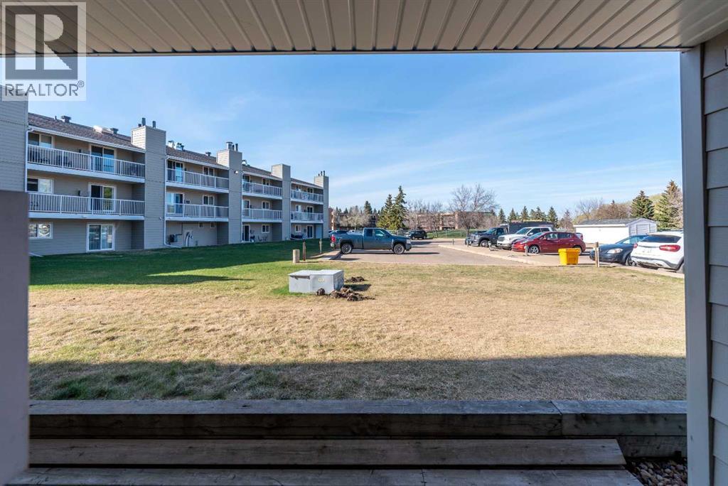 #109B 3007 57A Avenue - 15