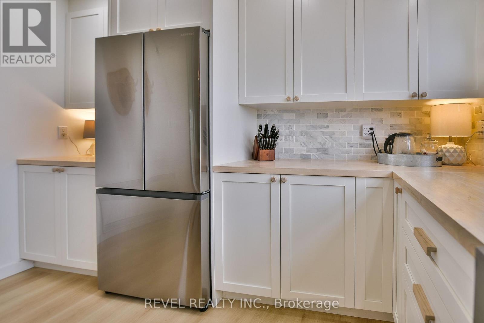 767 LECLAIR AVENUE - 4