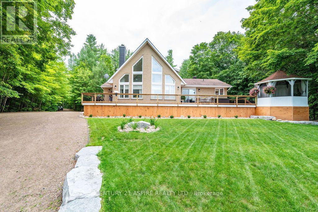 978 RANTZ ROAD - 2
