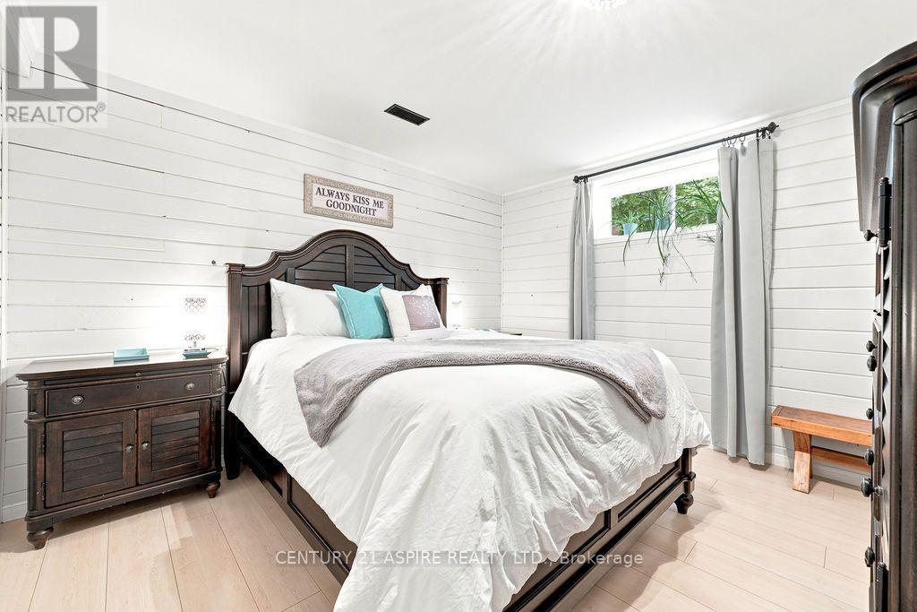 978 RANTZ ROAD - Image 44