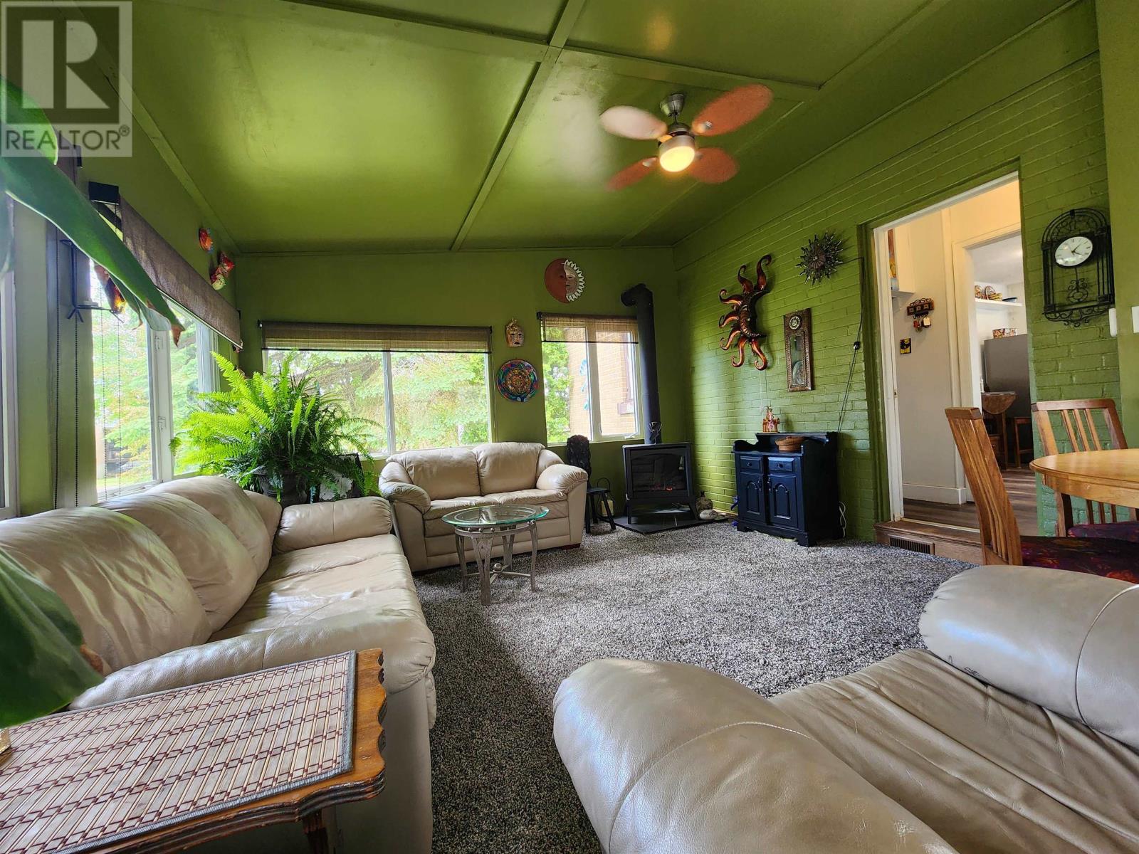 96 Stadler AVE - 7