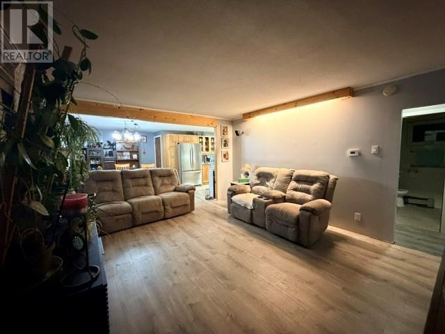 5751 Hwy 61 - 8