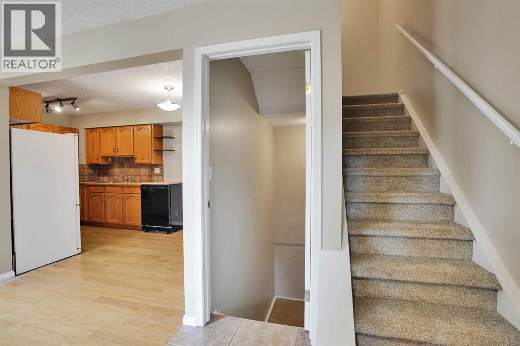 #6 6404 4A Street NE - 15