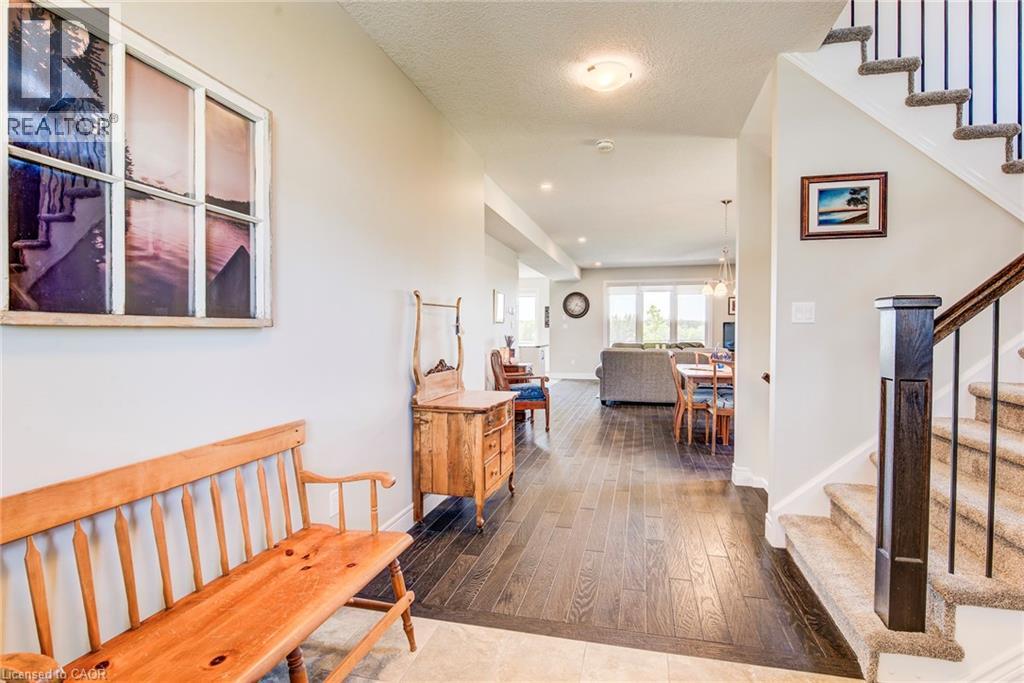 42 GELLERT Drive - 10