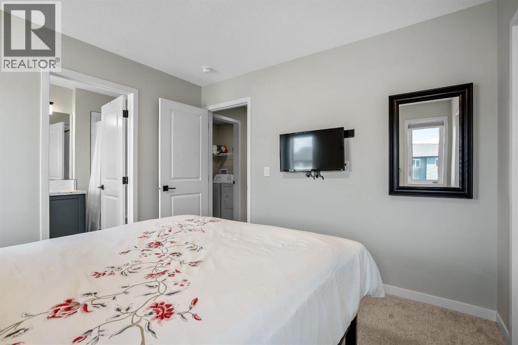 30 WOLF Crescent - 26