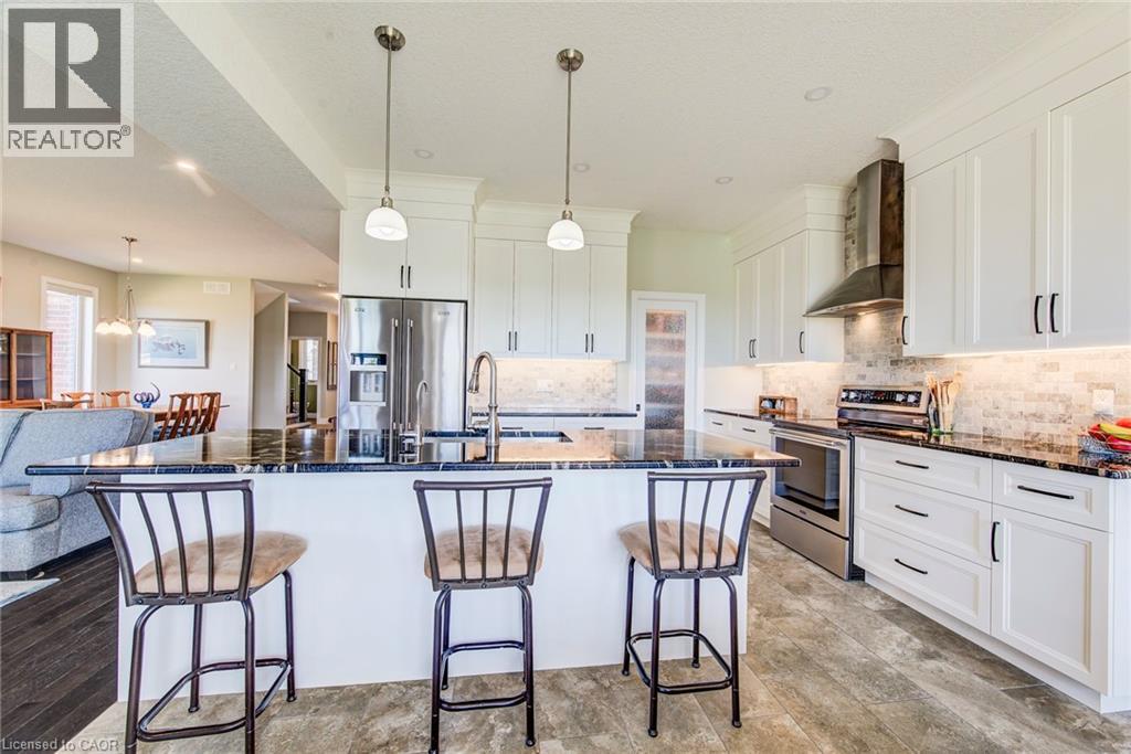 42 GELLERT Drive - 15