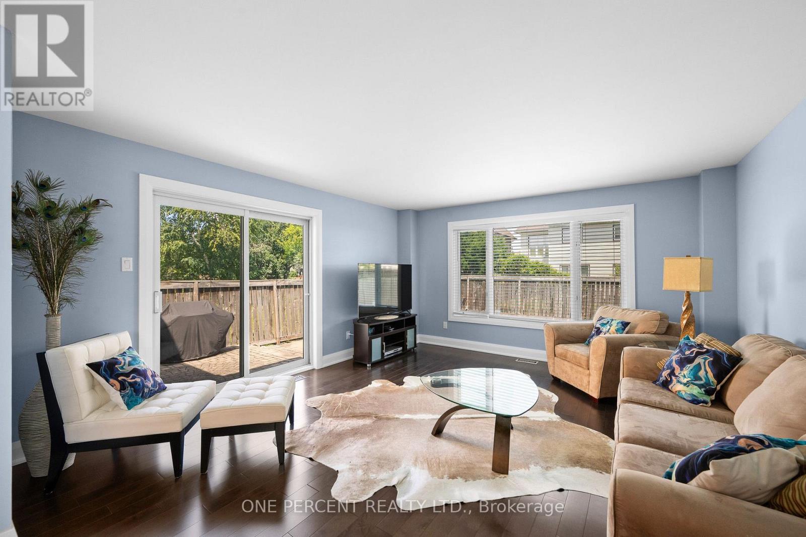 8 RASTILA CRESCENT - Image 16