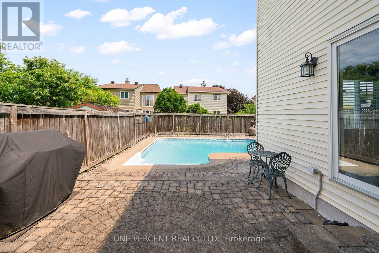 8 RASTILA CRESCENT - Image 38