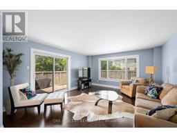 8 Rastila Crescent, Ottawa, ON K1T2C6 Photo 16