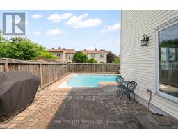8 Rastila Crescent, Ottawa, ON K1T2C6 Photo 38