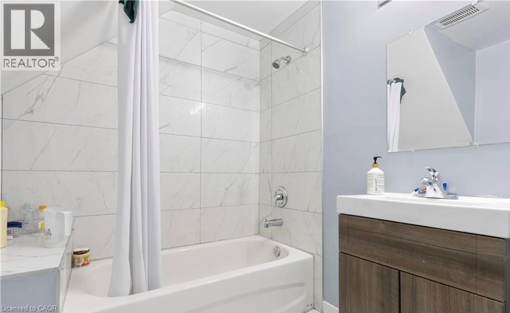 235 HAMILTON Road - 30