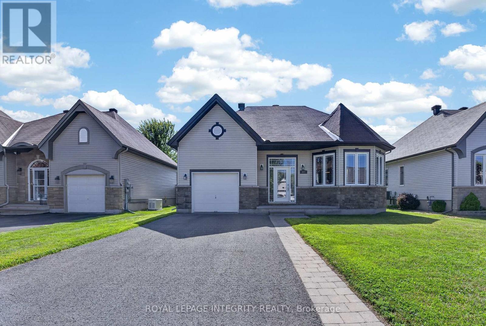 117 CASTEL STREET - 1