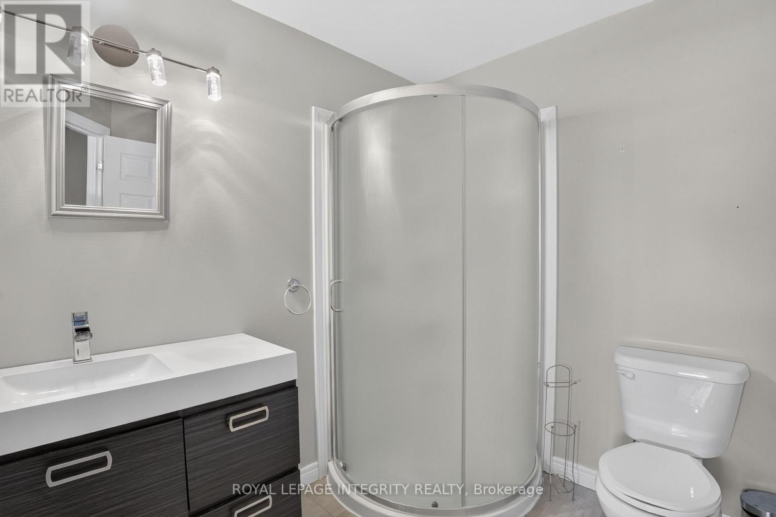117 CASTEL STREET - 21