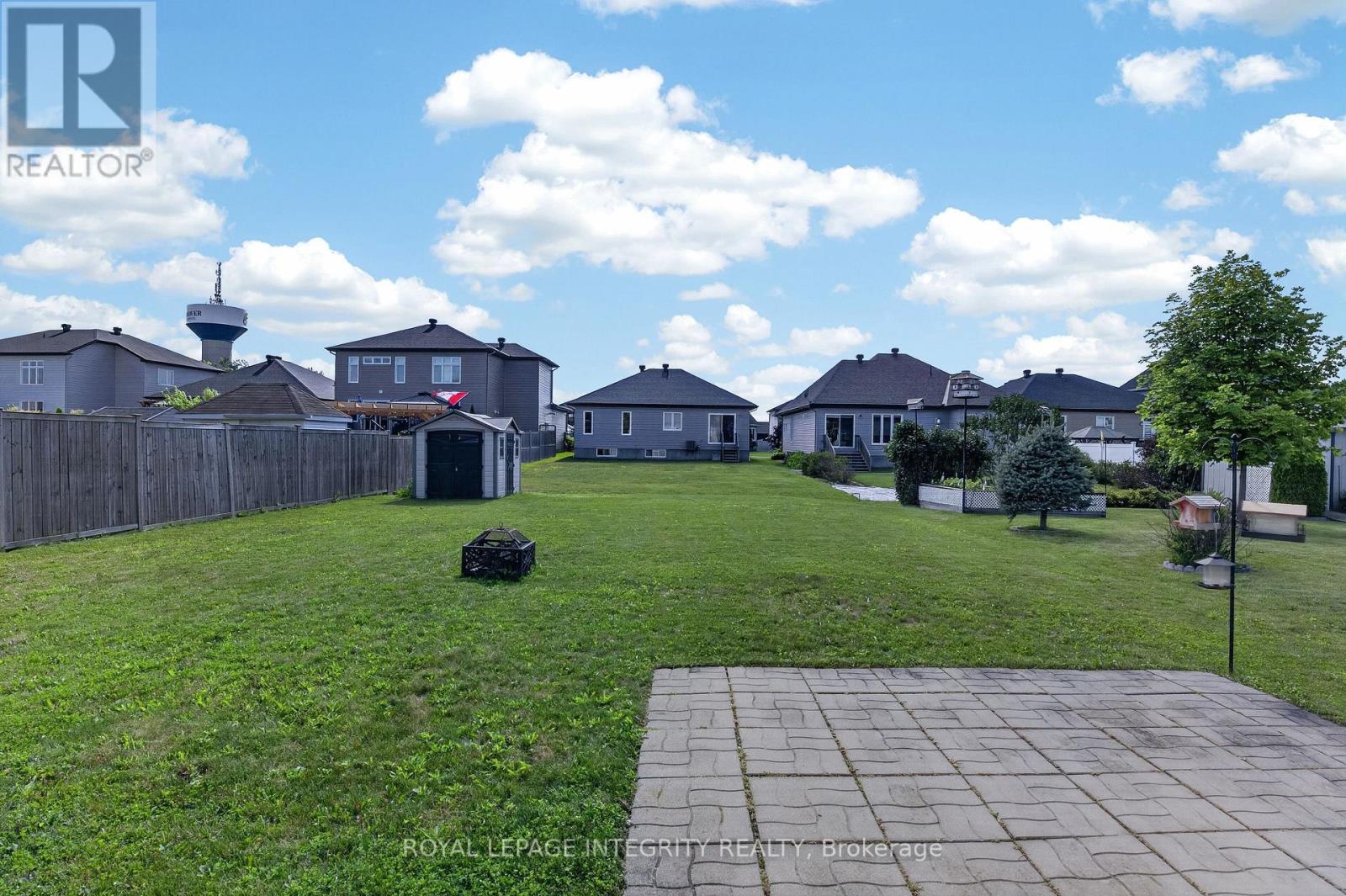 117 CASTEL STREET - Image 25