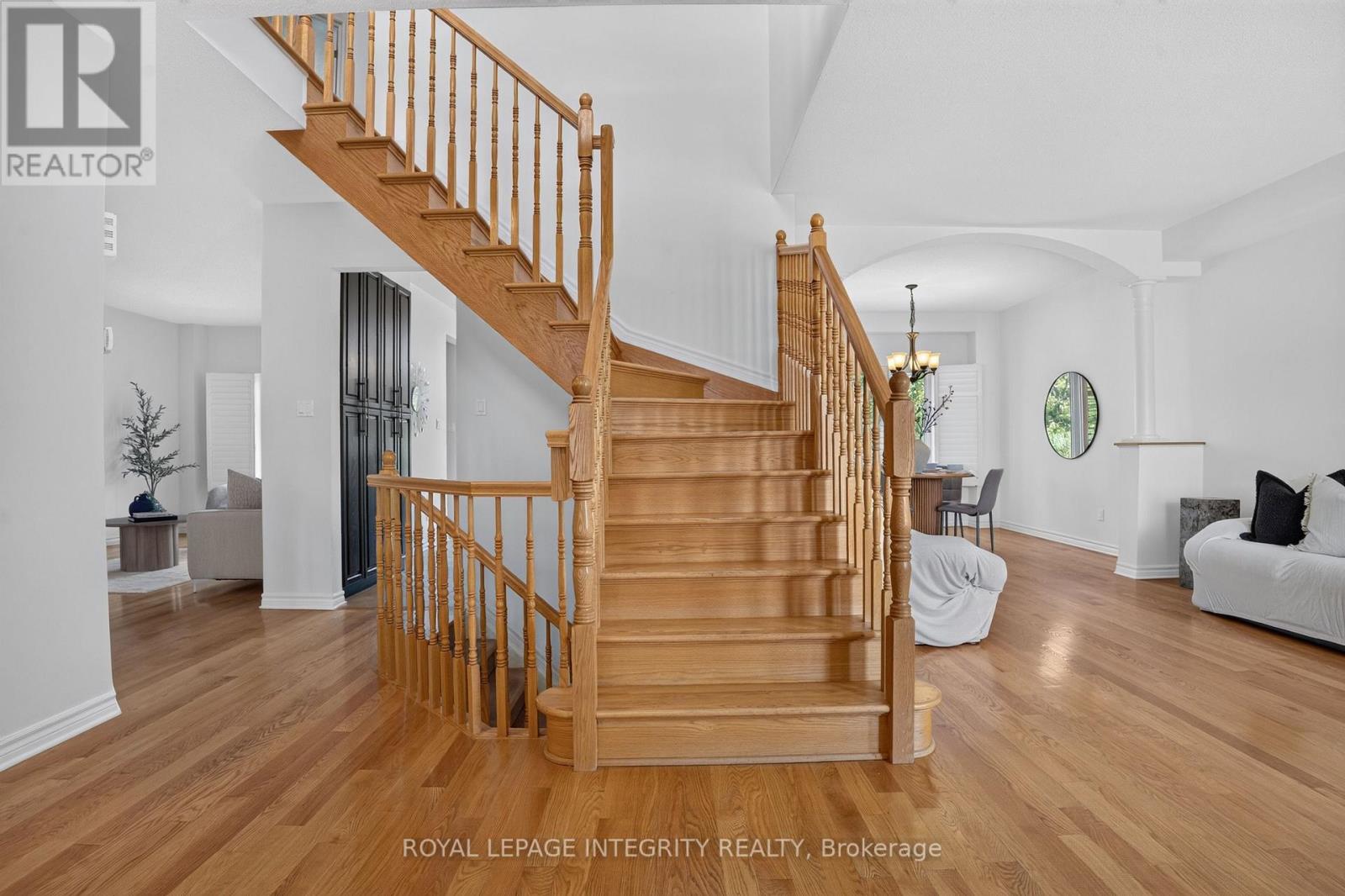 275 KIWANIS COURT - 4