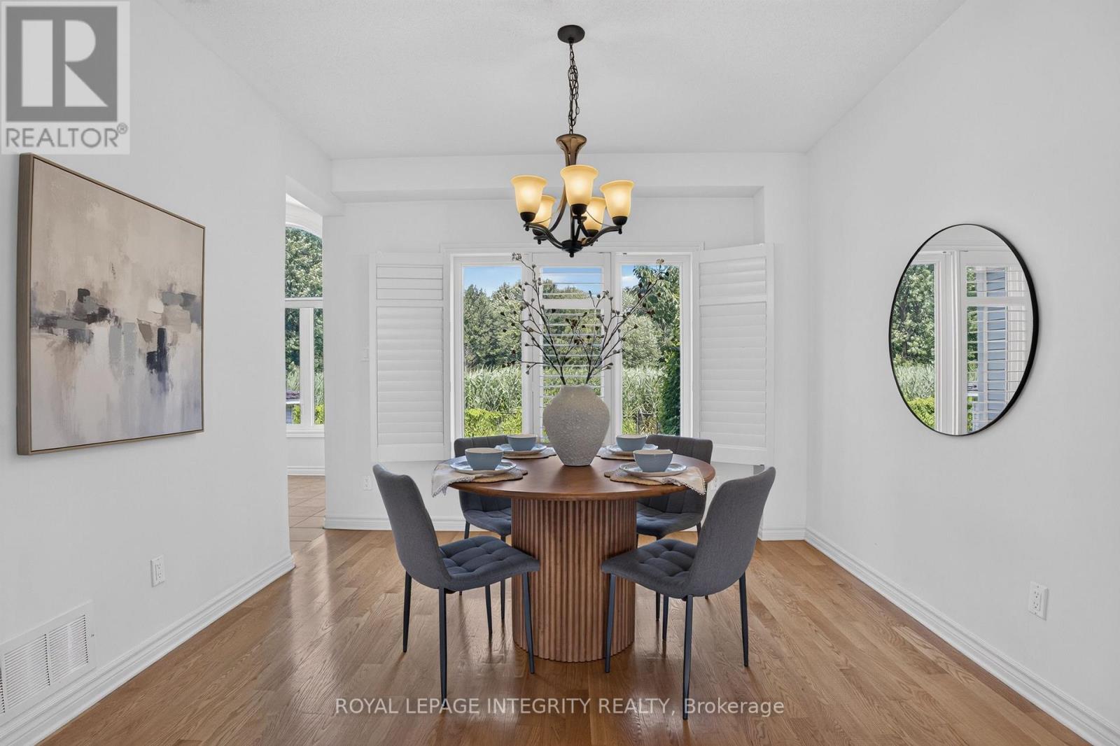 275 KIWANIS COURT - 8