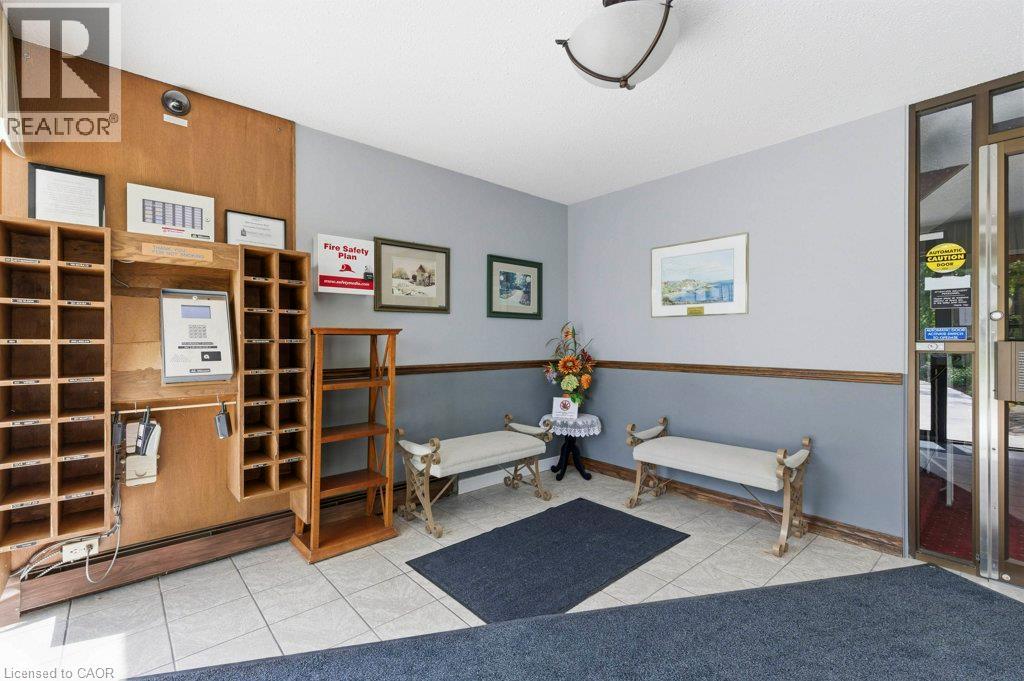 #406 400 CHAMPLAIN Boulevard - 28